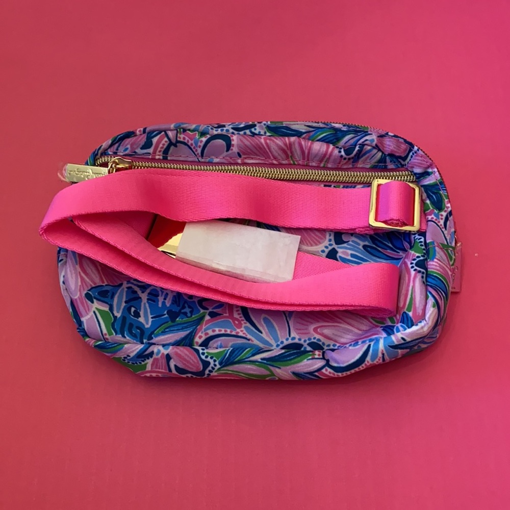 🌺Last One🌺NWT Lilly Pulitzer Printed Belt Bag - Picture 7 of 11